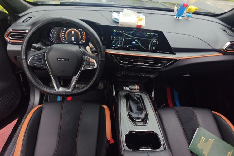 Used CHANGAN OSHAN X5 2022 Sport Edition 1.5T DCT Hurricane Sonic Interior 2