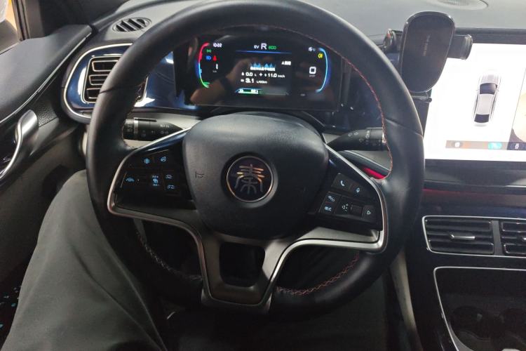 Used BYD Qin PLUS 2023 Champion Edition DM-i 120KM Excellence Model Steering Wheel