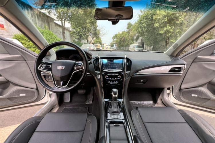 Used Cadillac ATS-L 2017 28T Tech Edition Interior 9