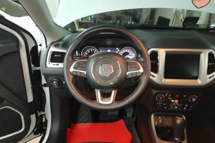 Used Jeep Compass 2017 200T Automatic Family Edition