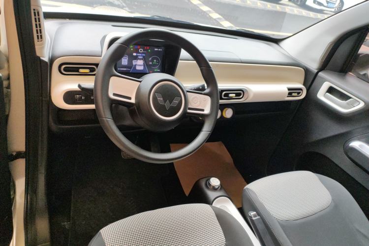 Used Wuling Hongguang MINIEV 2024 3rd Generation 215km Youth Edition
