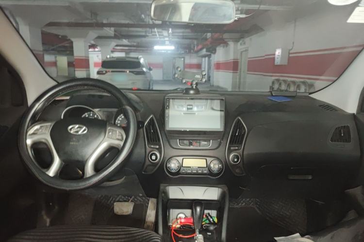Used Hyundai ix35 2010 2.0L Automatic Two-Wheel Drive Elite Edition GLS

