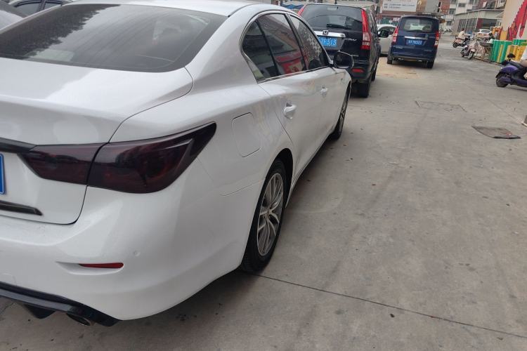 Used Infiniti Q50L 2015 2.0T Comfort Edition