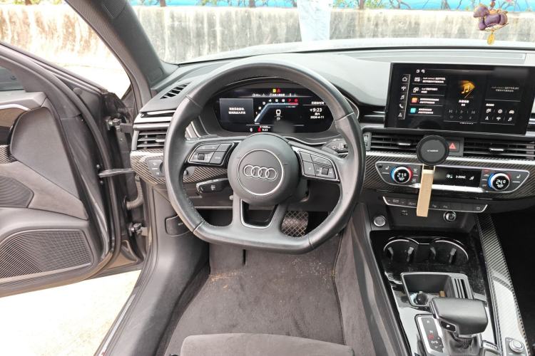 Used Audi A4L 2022 45 TFSI quattro Prestige Dynamic Edition Steering Wheel