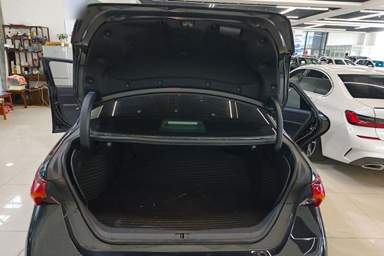 Used Toyota Avalon 2021 2.5L Luxury Edition
