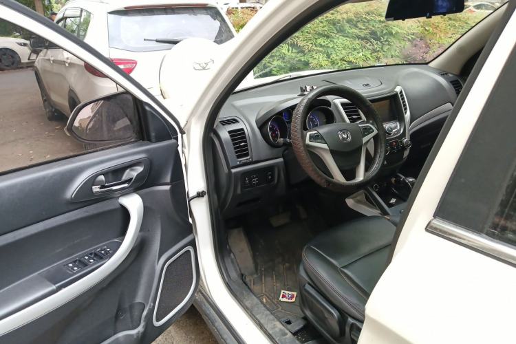 Used CHANGAN CS35 2016 1.6L Automatic Luxury Model China V Standard
