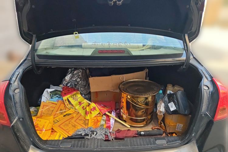 Used Buick Excelle 2015 1.5L Manual Luxury Model Trunk