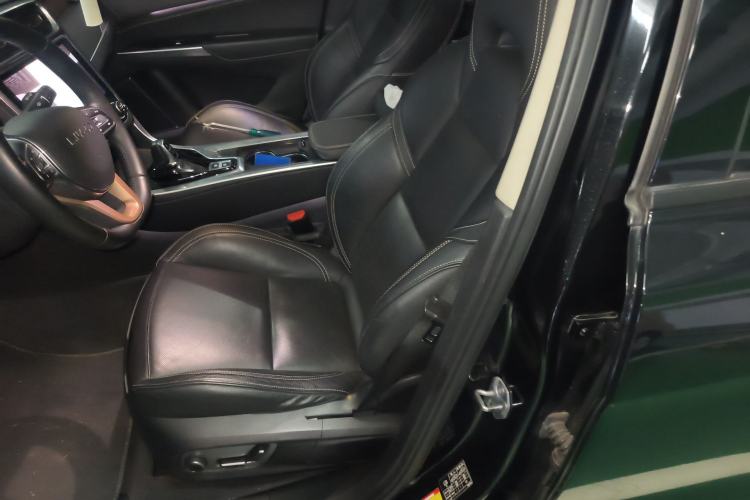 Used Lynk & Co 01 2017 2.0T Two-Wheel Drive Pro Edition Left Front Seat