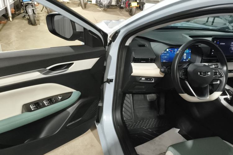 Used Geely Auto Emgrand L HiP 2022 1.5TD-DHT Pro 100KM Super Swift