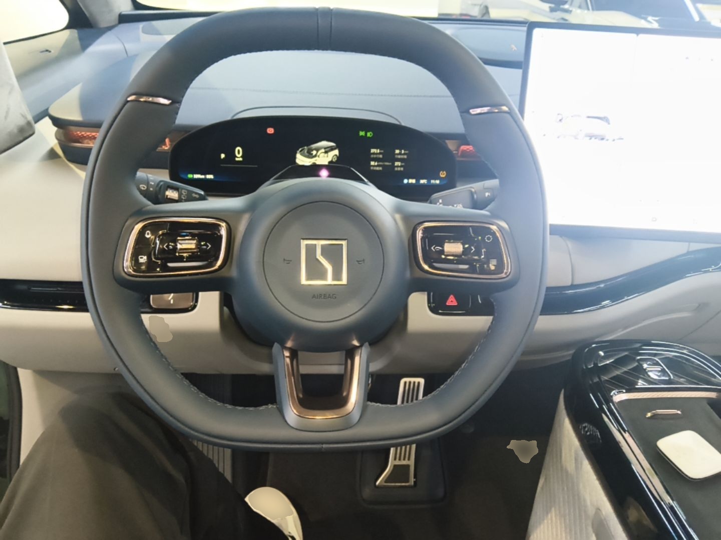 Zeekr MIX 2025 Intelligent Driving Version — снимка 13