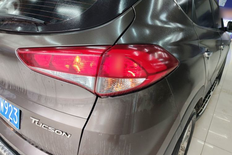 Used Hyundai Tucson 2015 1.6T Dual-Clutch Two-Wheel-Drive Smart Model
