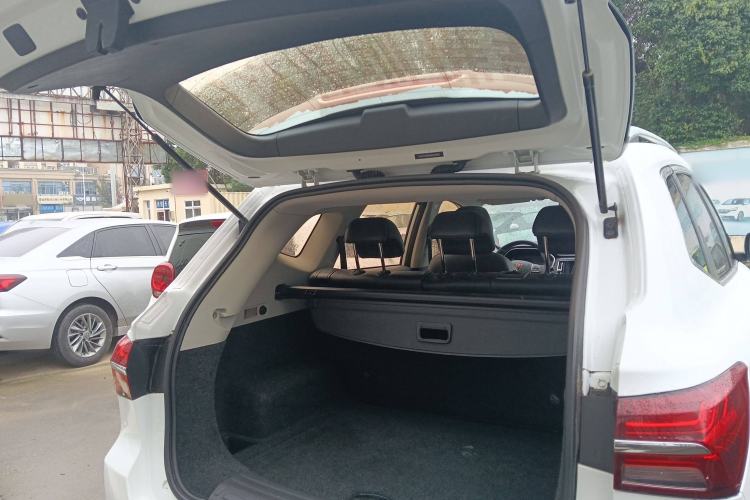 Used Roewe RX5 2016 20T Two-Wheel Drive Automatic Internet Smart Edition