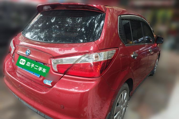 Used Venucia R50 2012 1.6L Manual Comfort Edition Rear Right 45 Deg