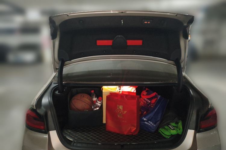 Used BMW 5 Series New Energy 2021 535Le M Sport Package Trunk