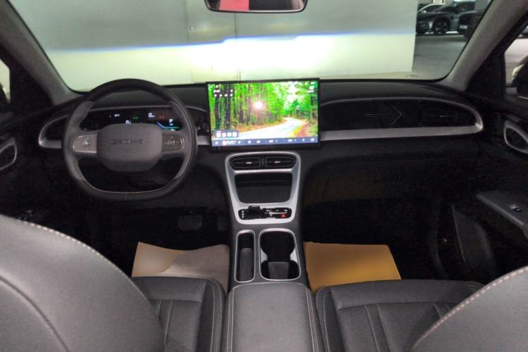 Used Geely Galaxy Geome 2025 UP 410km Exploration Edition Center Console