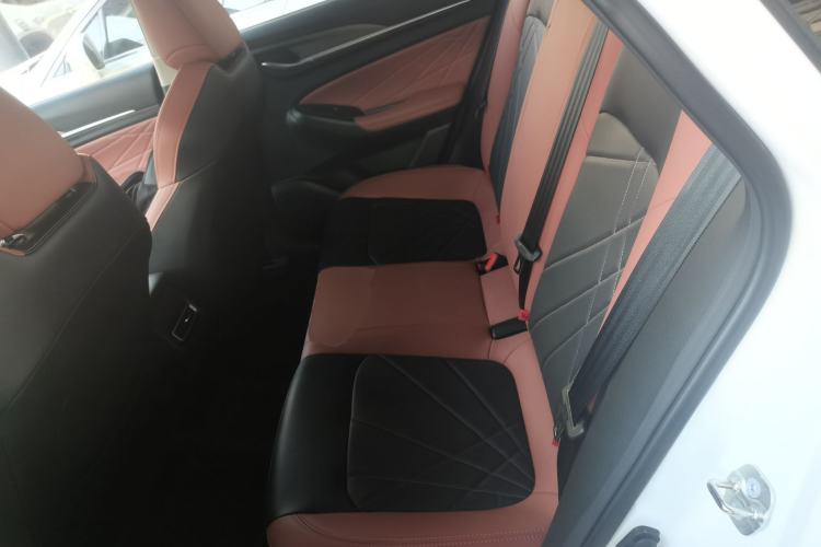 Used CHANGAN Eado 2023 Changan Edition PLUS Blue Whale NE 1.4T GDI DCT Prestige Version