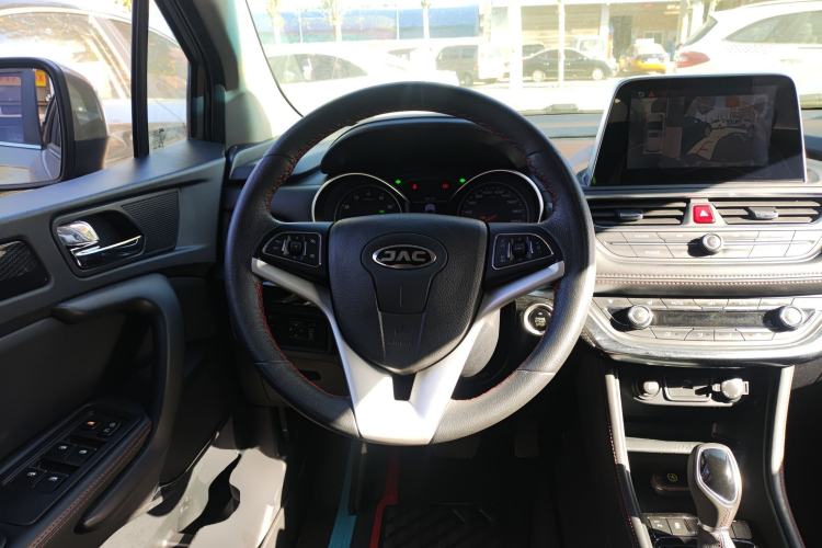 Used JAC Refine S3 2017 1.6L CVT Smart Connect Model
