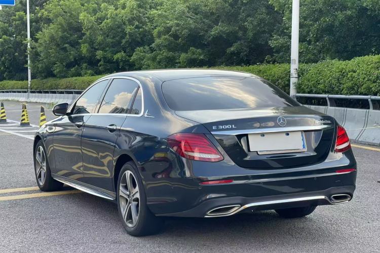 Used Mercedes-Benz E-Class 2018 Facelift E 200 L Sport Edition