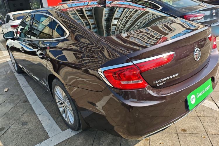 Used Buick LaCrosse 2018 28T Elite Edition