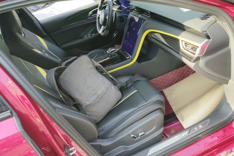 Used Hongqi H6 2023 2.0T ZhiZhen Edition
