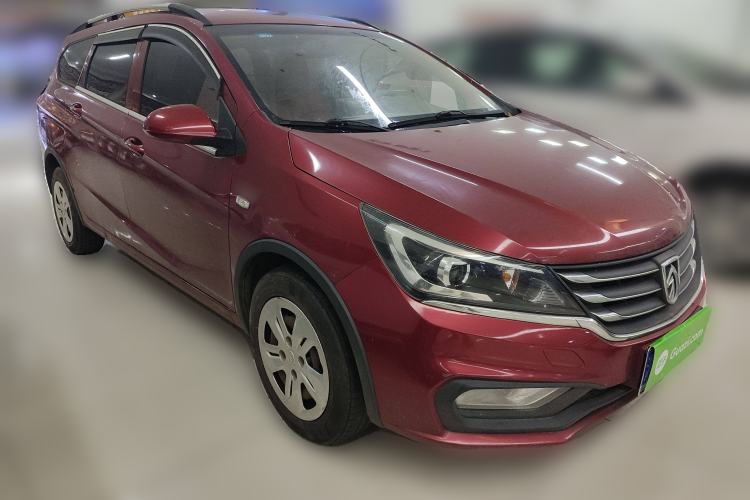 Used Baojun 310W 2017 1.5L Manual Comfort Version China VI Emission Standard