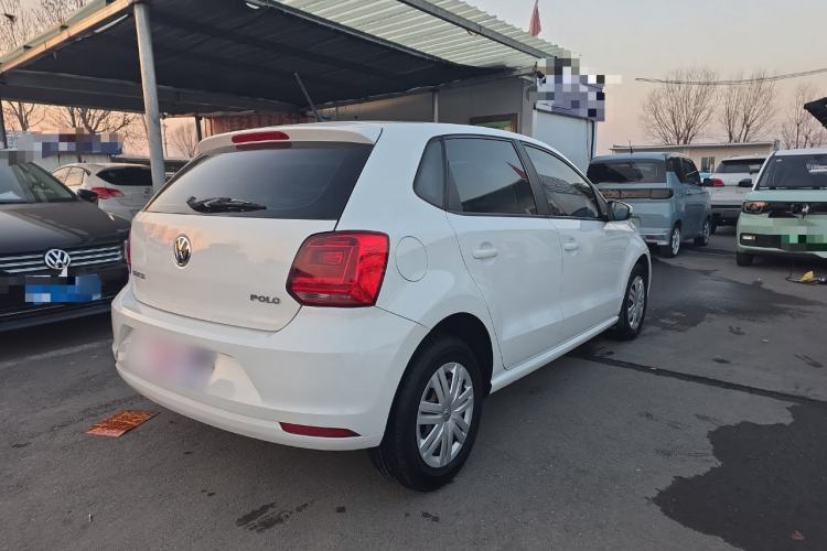 Used Volkswagen Polo 2016 1.4L Manual Fashion Model