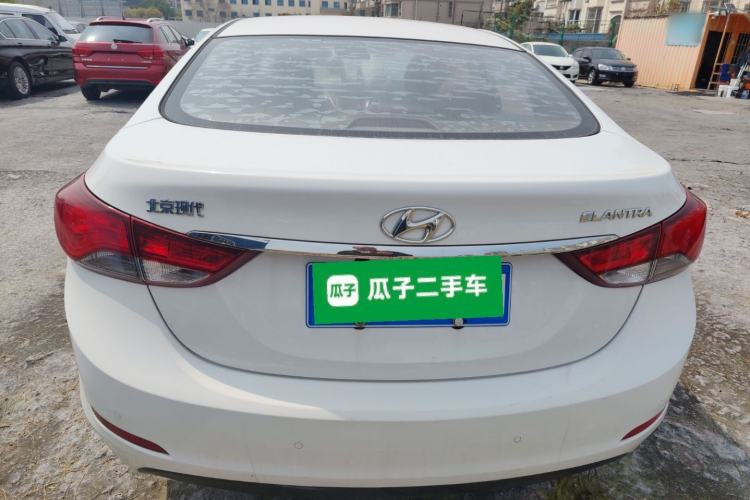 Used Hyundai Elantra (5th Generation / Langdong) 2016 1.6L Automatic Prestige Model
