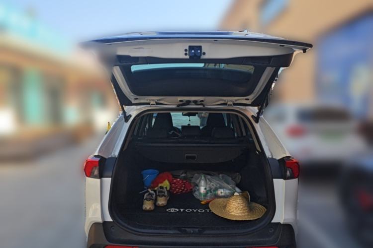 Used Toyota RAV4 2023 2.0L CVT Two-Wheel Drive Urban Edition