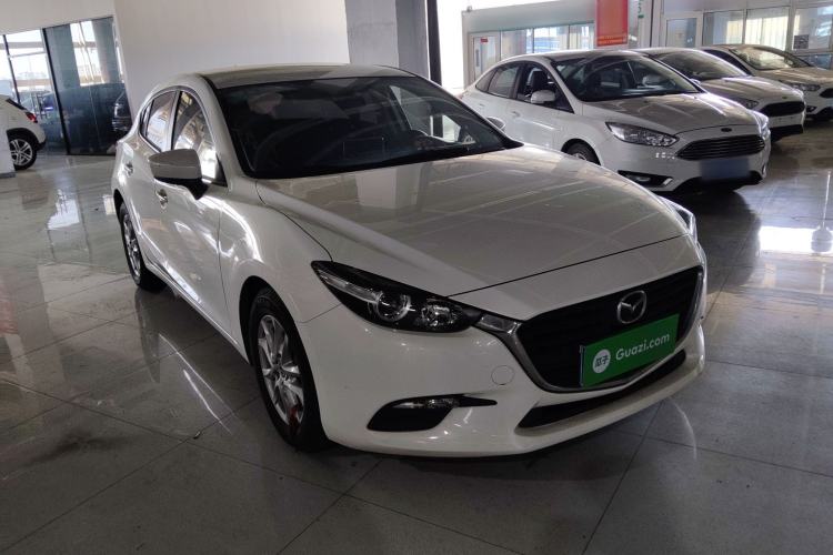 Used Mazda 3 Axela 2017 Hatchback 1.5L Automatic Comfort Model Emission Standard China V
