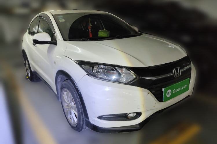 Used Honda Vezel 2015 1.5L CVT two-wheel drive Comfort trim Front Right 45 Deg