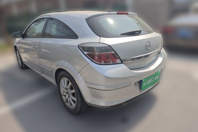 Used Opel Astra 2006 1.8 GTC Three-Door Model
