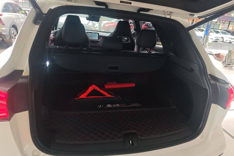 Used MG HS 2019 30T Automatic 2WD Trophy Supreme Edition China VI Standard
