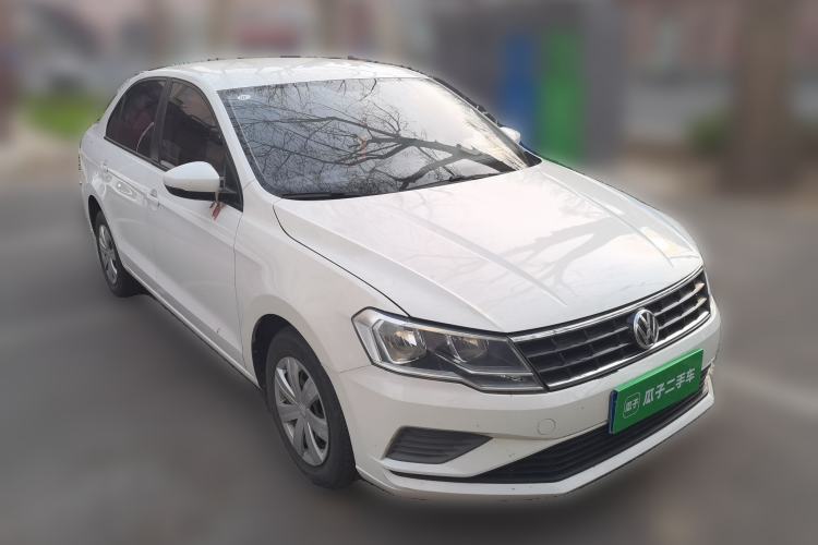 Used Volkswagen Jetta 2017 1.5L Manual Fashion Edition
