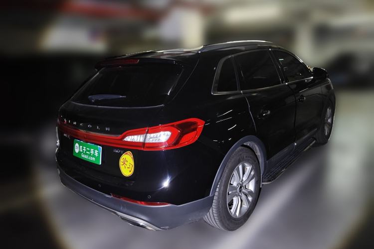 Used Lincoln MKX 2017 2.0T Two-Wheel Drive Deluxe Edition Rear Right 45 Deg