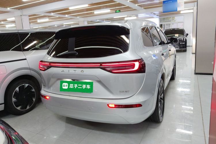 Used Hima AITO M7 2024 1.5T Rear-Drive Plus Version 5 Seats
