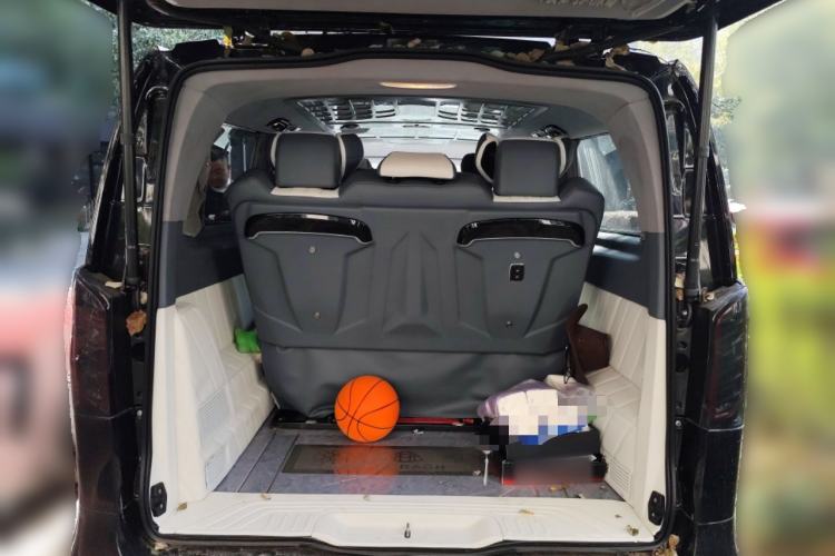 Used Mercedes-Benz Vito 2021 2.0T Elite Version 7 Seats