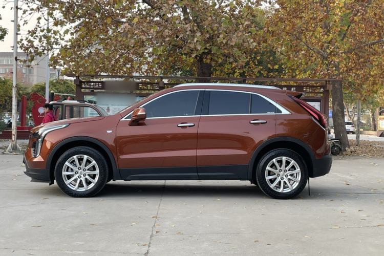 Used Cadillac XT4 2018 28T Two-Wheel Drive Tech Version