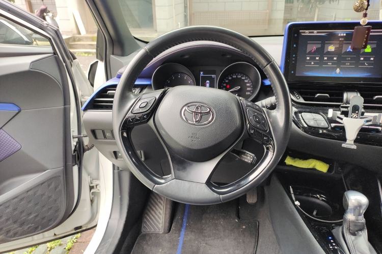 Used Toyota C-HR 2020 2.0L Luxury Edition Steering Wheel