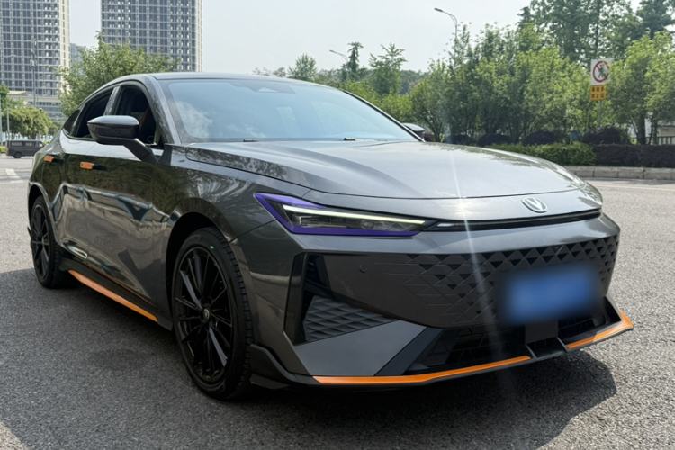 Used CHANGAN UNI-V 2024 1.5T Prestige Sport Edition Exterior 2