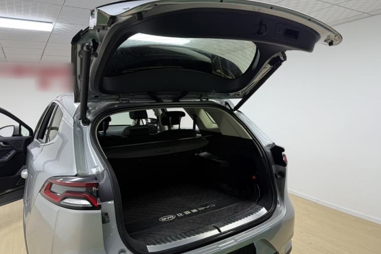Used BYD Tang 2019 2.0T Automatic SmartConnect Luxury Version 5 Seats China VI Standard
