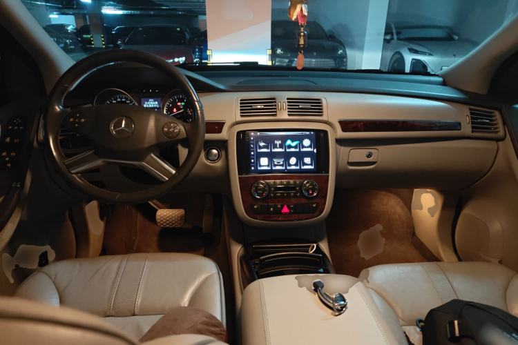 Used Mercedes-Benz R-Class 2011 R 350 L 4MATIC
