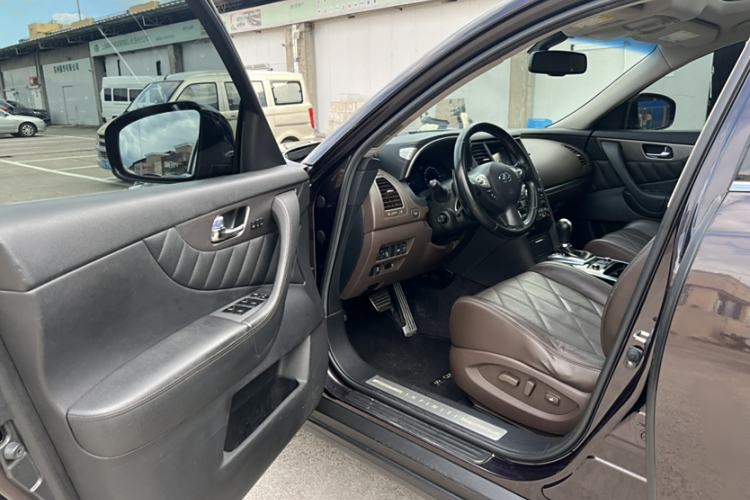 Used Infiniti QX70 2013 3.7L Standard Edition