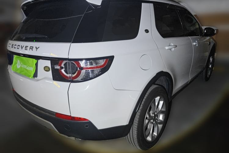 Used Land Rover Discovery Sport 2017 2.0T HSE Rear Right 45 Deg