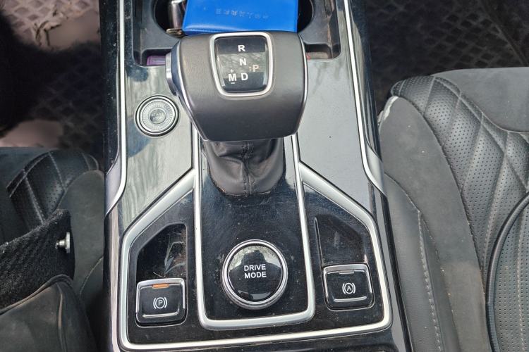 Used Hongqi HS5 2022 Revised Version 2.0T Smart Connect Flagship Edition Gear Lever