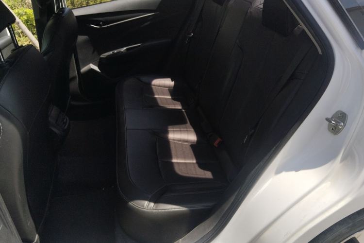 Used Buick GT 2021 1.3T Automatic Mild Hybrid Elite Version Left Rear Seat