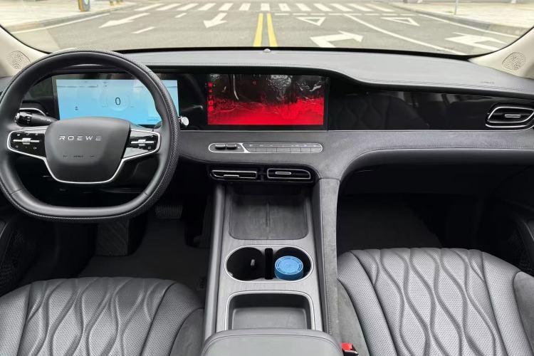 Used Roewe D7 2023 EV 510km Rear-Drive Flagship Edition Interior 4