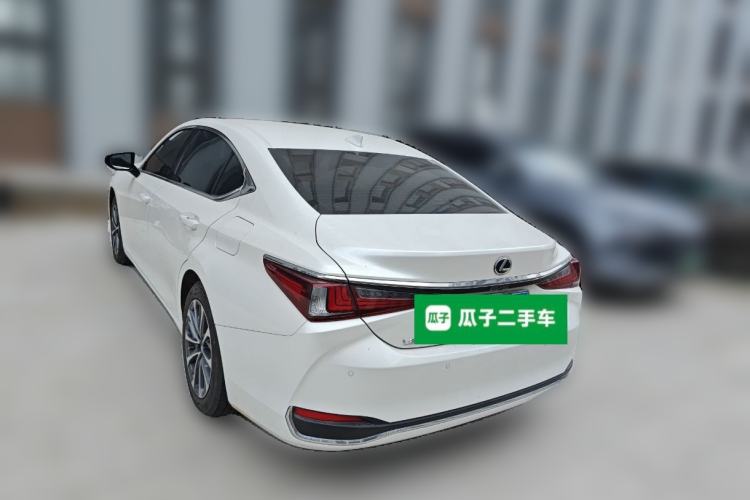 Used Lexus ES 2023 200 Excellence Edition