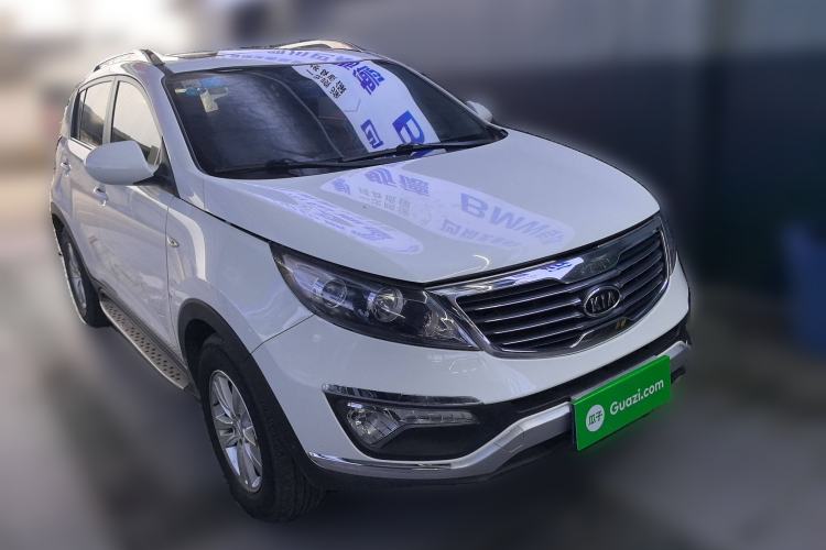 Used Kia Sportage R 2014 2.0L Automatic Two-Wheel Drive GL Front Right 45 Deg