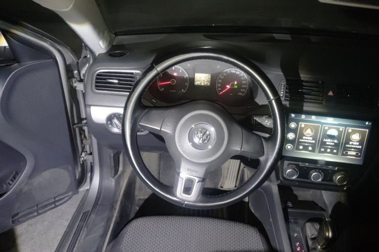 Used Volkswagen Sagitar 2014 Revised Version 1.6L Automatic Leading Edition