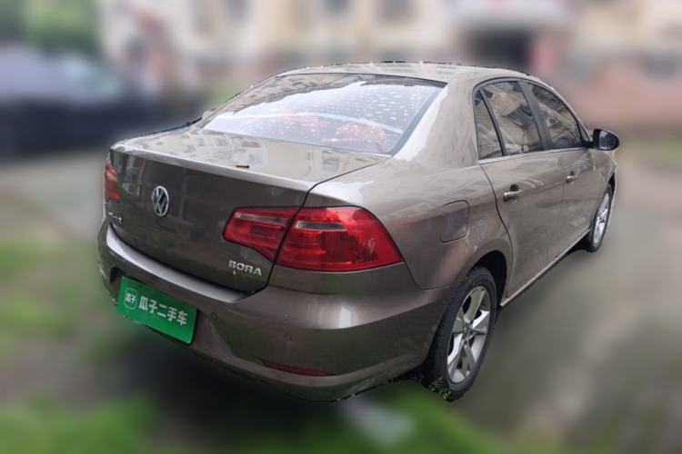 Used Volkswagen Bora 2014 1.6L Manual Comfort Model Rear Right 45 Deg